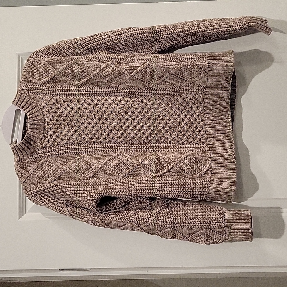 Knit sweater